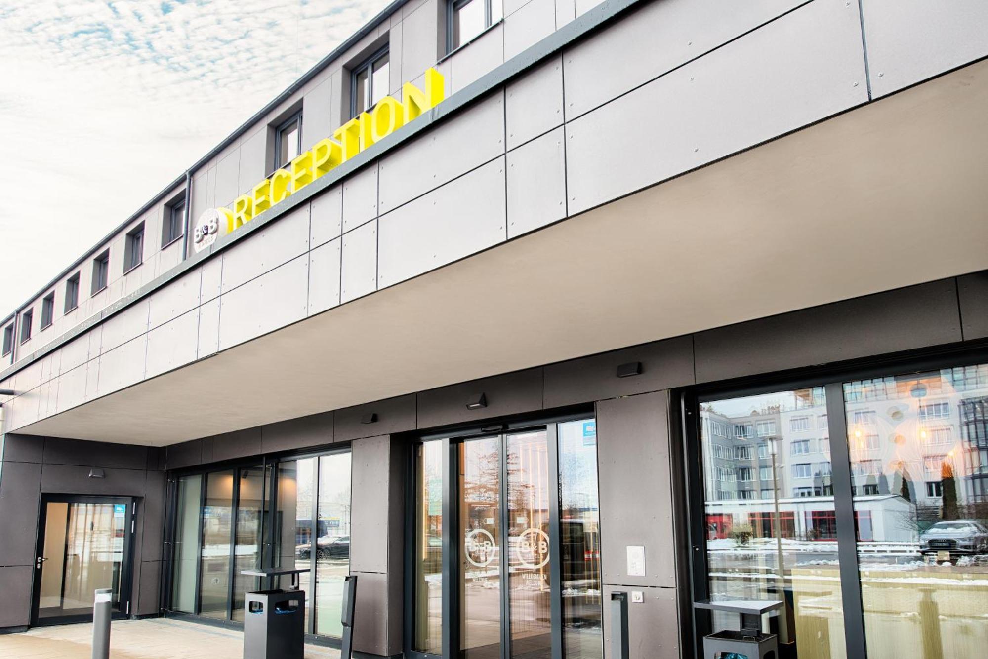 B&B Hotel Augsburg-West Eksteriør bilde